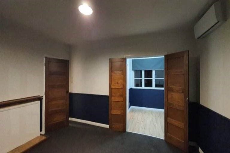 Photo of property in 106 Moorefield Road, Johnsonville, Wellington, 6037