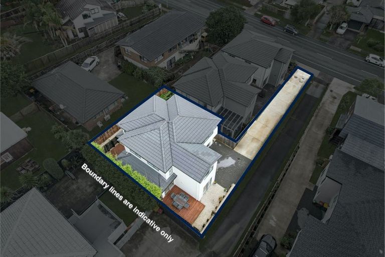 Photo of property in 142c Prince Regent Drive, Half Moon Bay, Auckland, 2012