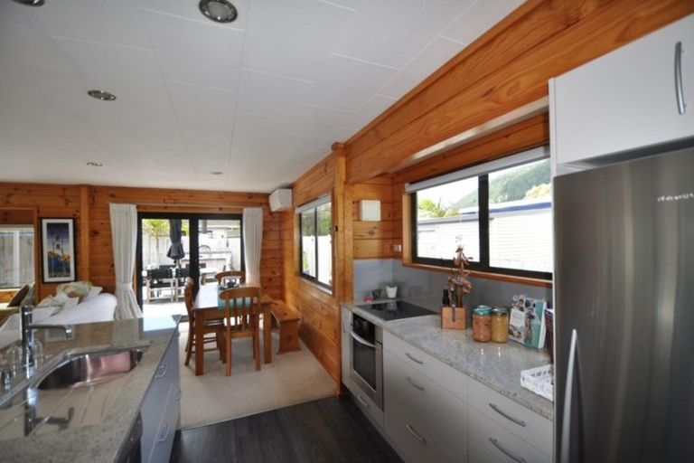 Photo of property in 225 Vista Paku, Pauanui, Hikuai, 3579