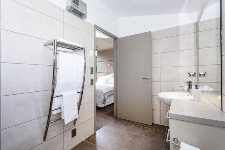 Photo of property in 13b Mataraki Place, Wanaka, 9305