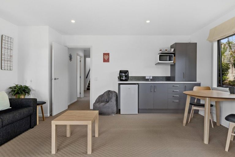Photo of property in 2 Cherry Lane, Acacia Bay, Taupo, 3330