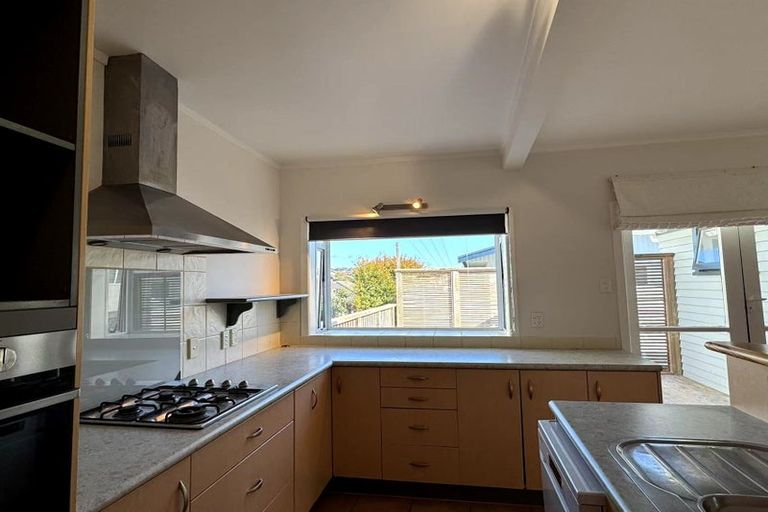 Photo of property in 1/13 Newhaven Terrace, Mairangi Bay, Auckland, 0630