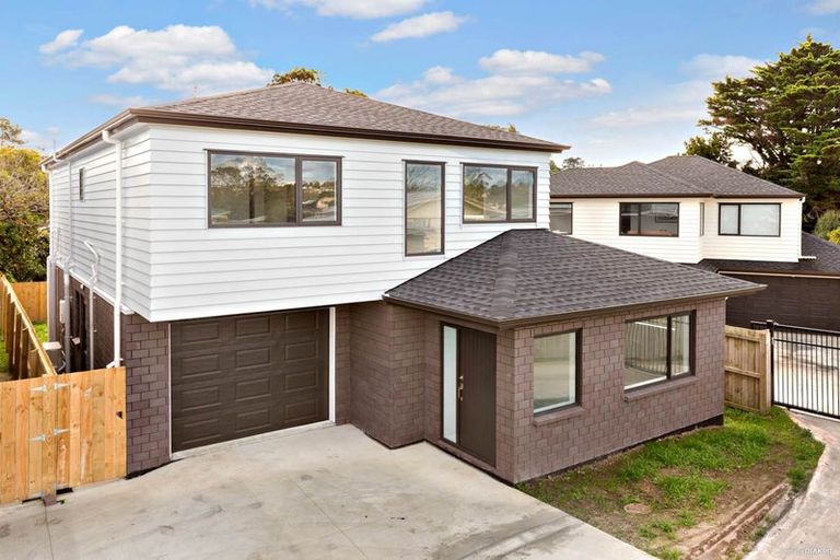 Photo of property in 18b Riverpark Crescent, Henderson, Auckland, 0610