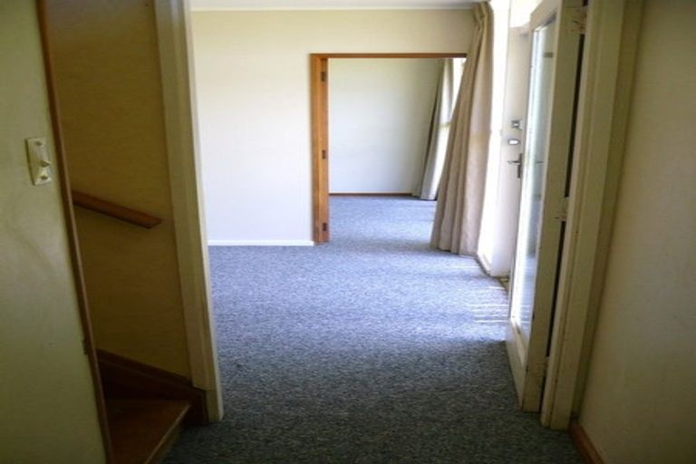 Photo of property in 70 Makara Road, Karori, Wellington, 6012
