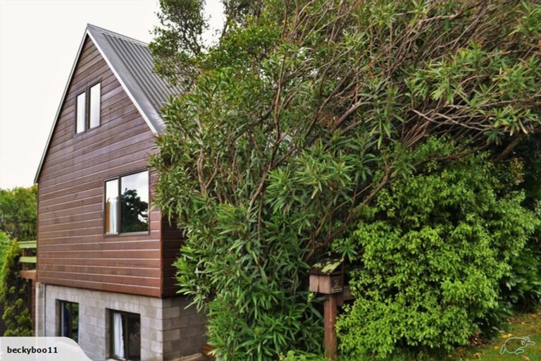 Photo of property in 2 Park Road, Paraparaumu Beach, Paraparaumu, 5032