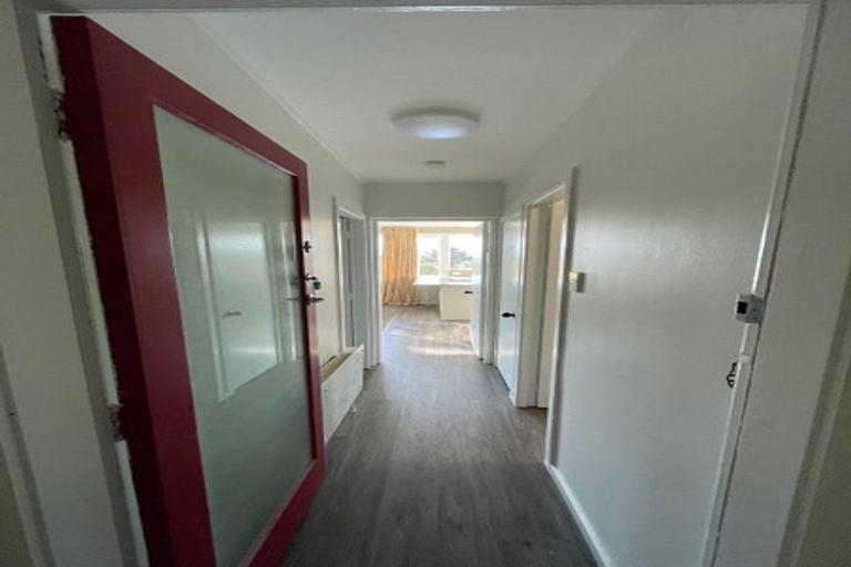 Photo of property in 4 Raroa Road, Kelburn, Wellington, 6012