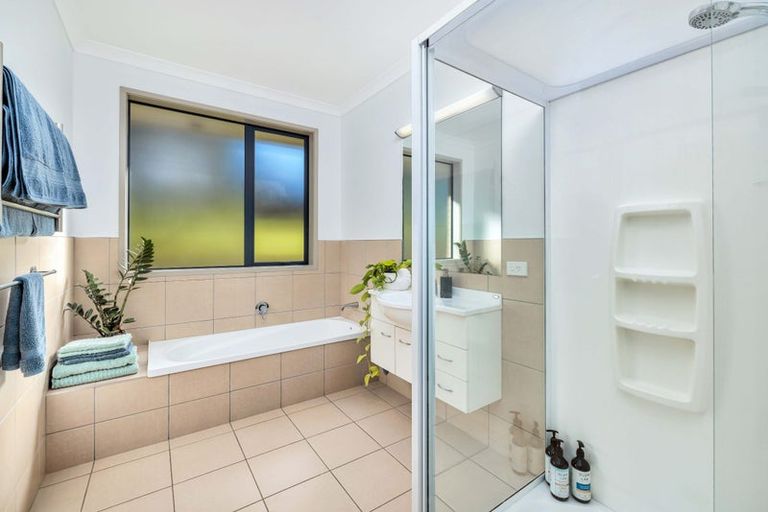 Photo of property in 2 Crackerjack Crescent, Kerikeri, 0293