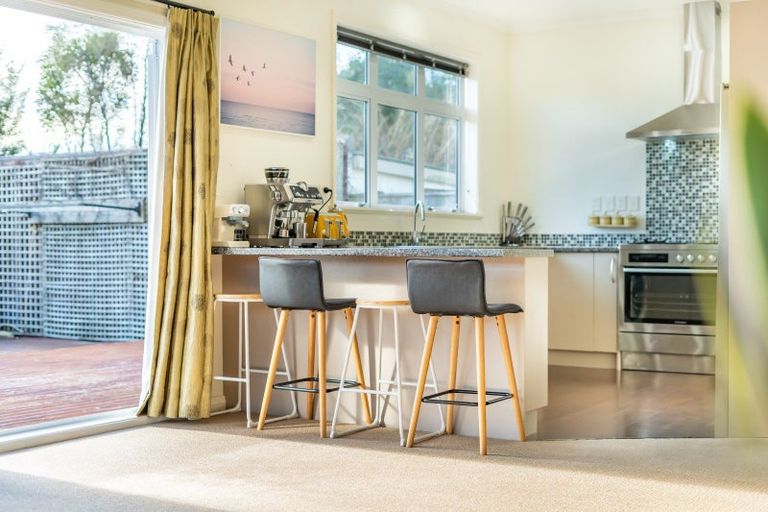 Photo of property in 43 Lincoln Avenue, Epuni, Lower Hutt, 5011