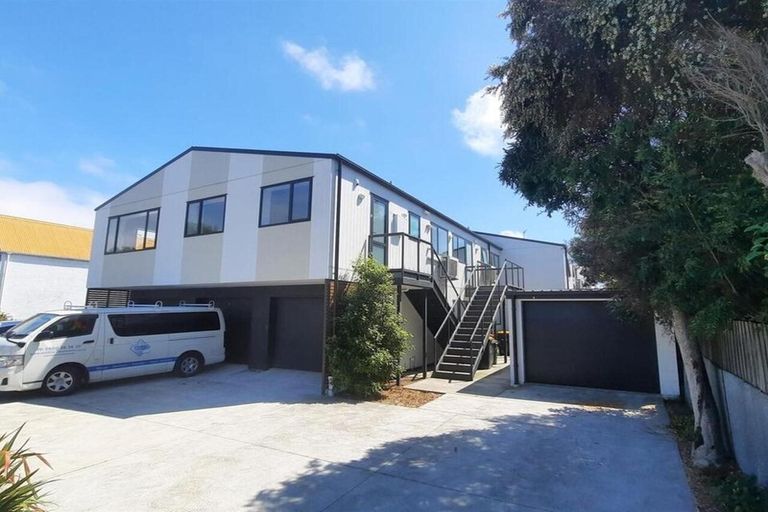 Photo of property in 31 Buffon Street, Waltham, Christchurch, 8023