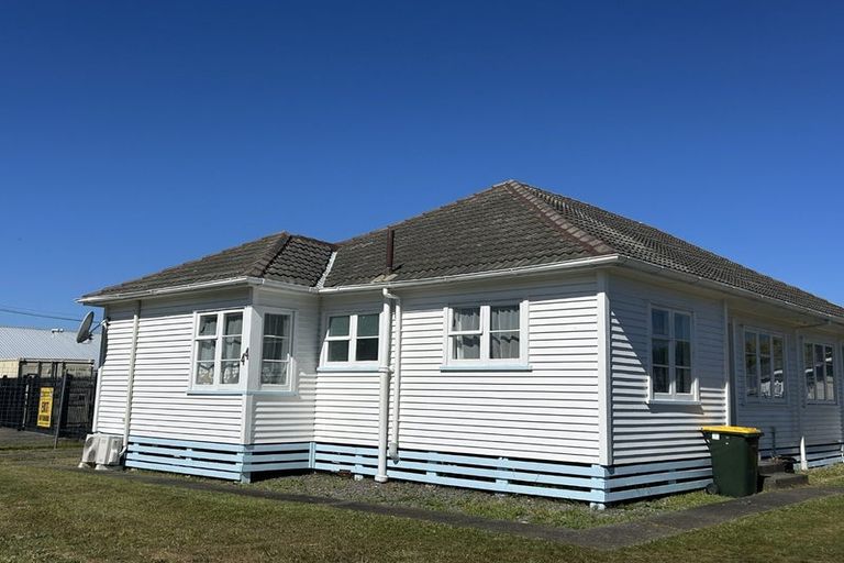 Photo of property in 44 Cambridge Street, Levin, 5510