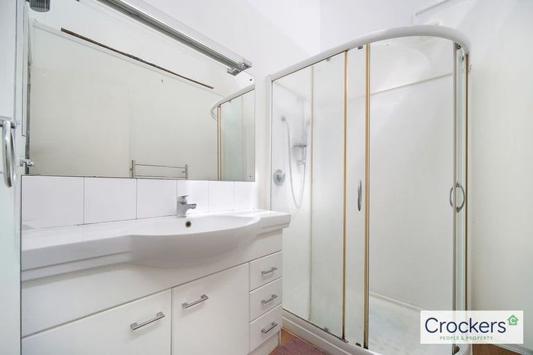 Photo of property in 1/106 Prince Regent Drive, Half Moon Bay, Auckland, 2012