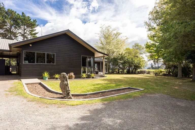 Photo of property in 77 Maunga Road, Dannevirke, 4976