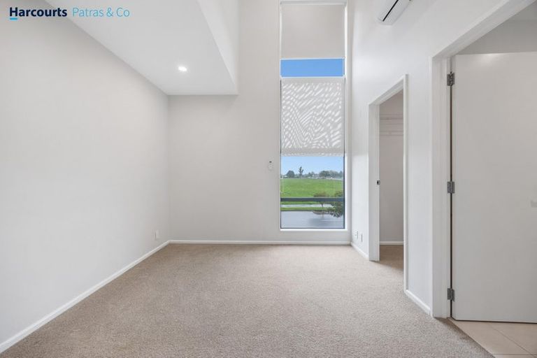 Photo of property in 7 Battalion Drive, Papakura, 2110