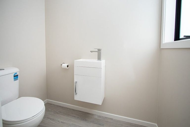 Photo of property in 1u2 Splitt Avenue, Glenview, Hamilton, 3206