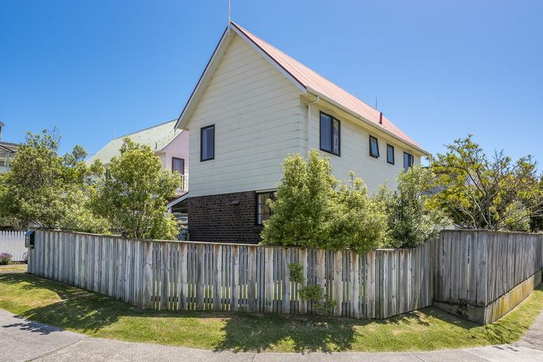 Photo of property in 369 Kapiti Road, Paraparaumu Beach, Paraparaumu, 5032