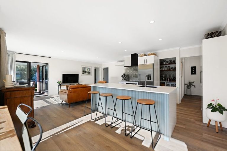 Photo of property in 27 Ravenscourt Place, Huntington, Hamilton, 3210