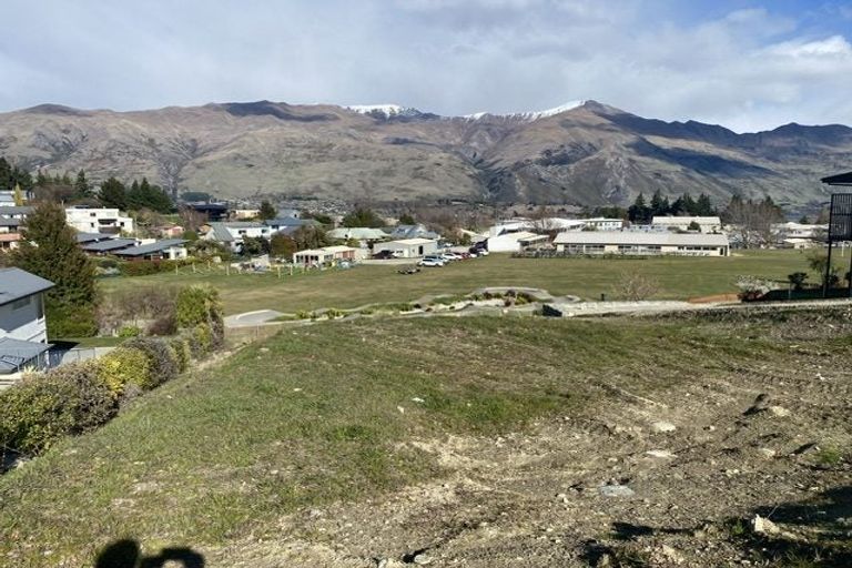 Photo of property in 46 Kings Drive, Wanaka, 9305