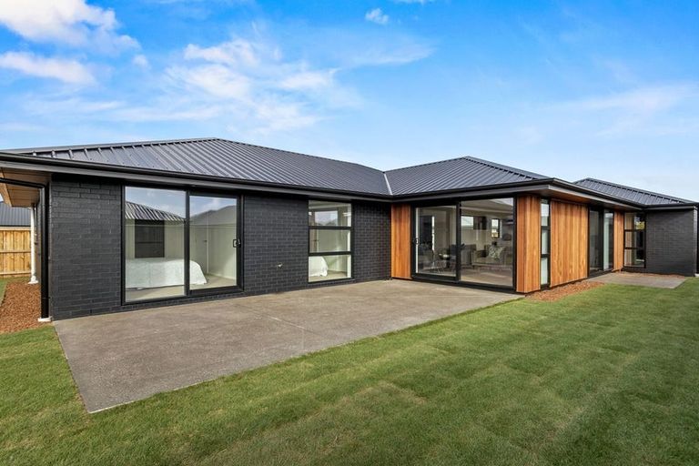 Photo of property in 27 Duporth Road, Rolleston, 7614