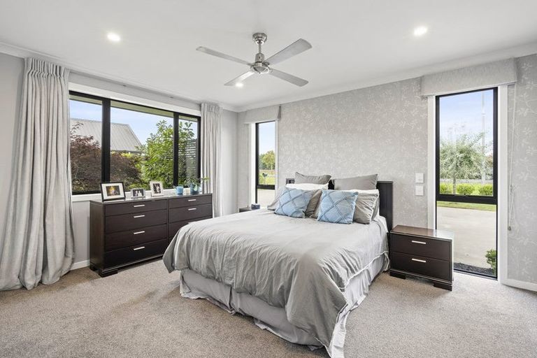 Photo of property in 131 Saint Kilda Road, Cambridge, 3434