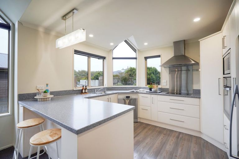 Photo of property in 53 Glenroy Park Drive, Waikiwi, Invercargill, 9810