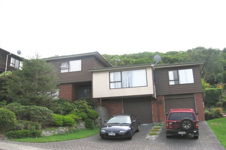 Photo of property in 16 Satara Crescent, Khandallah, Wellington, 6035