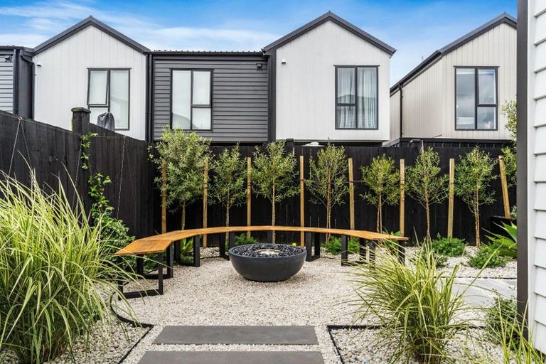 Photo of property in 3 Treloar Crescent, Hobsonville, Auckland, 0616