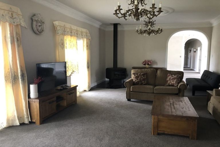 Photo of property in 24 Deseret Road, Temple View, Hamilton, 3218