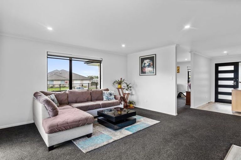Photo of property in 9 Rylstone Way, Te Kauwhata, 3710