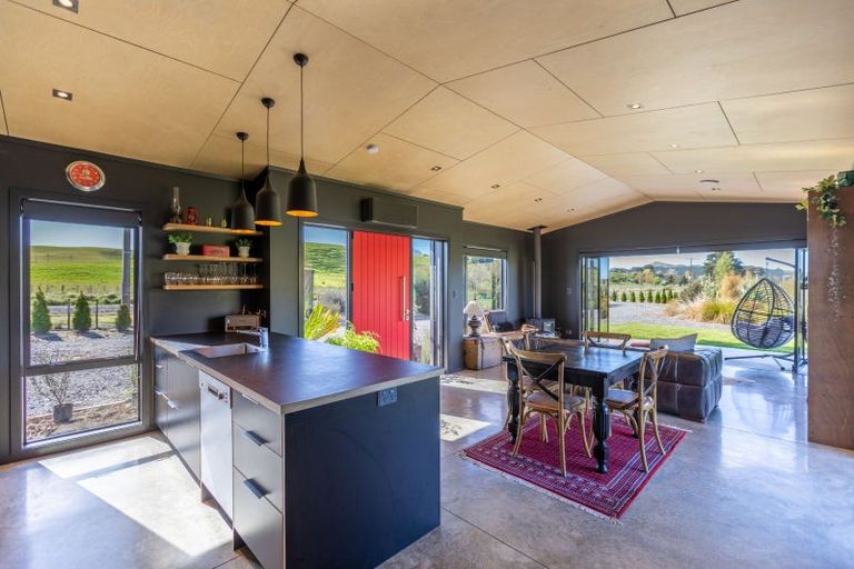 Photo of property in 40 River Road, Otane, Waipawa, 4271