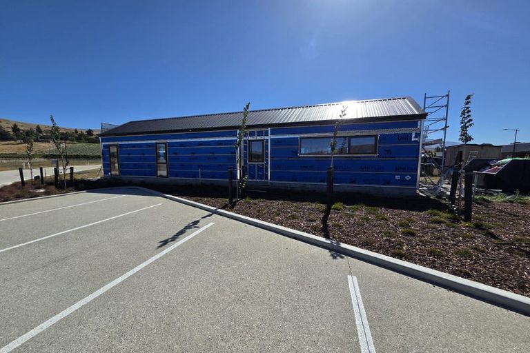 Photo of property in 1 Booth Drive, Cromwell, 9310