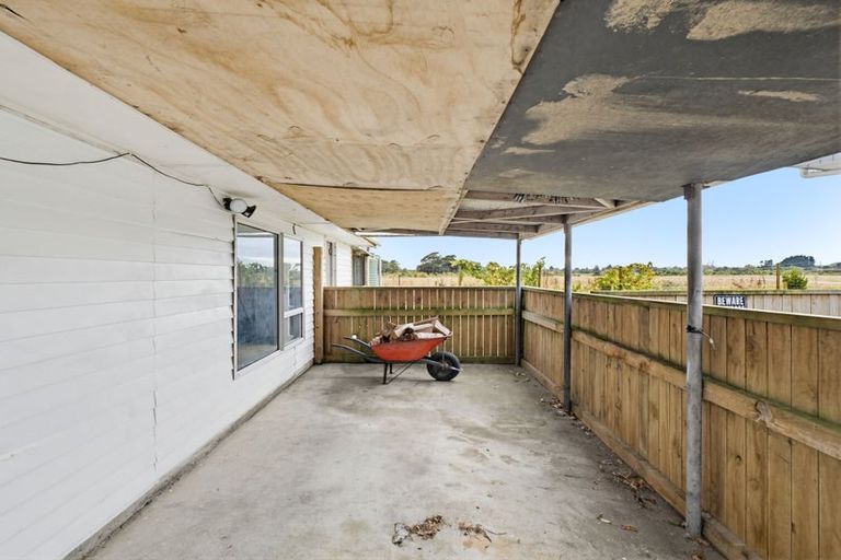 Photo of property in 54 Kuku Beach Road, Kuku, Levin, 5570