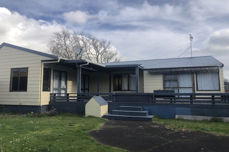 Photo of property in 13 Gloaming Place, Conifer Grove, Takanini, 2112