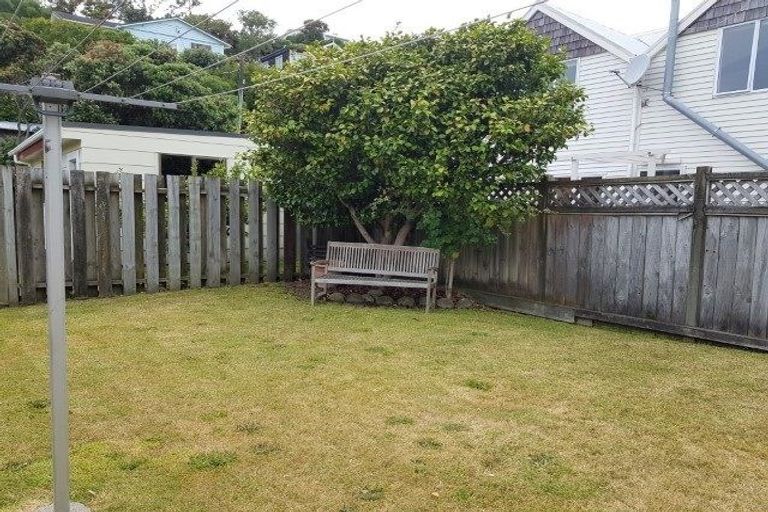 Photo of property in 1 Cluny Road, Plimmerton, Porirua, 5026