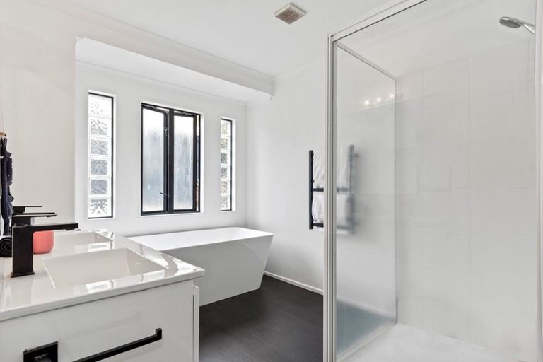 Photo of property in 15 Harlech Glen, Bethlehem, Tauranga, 3110