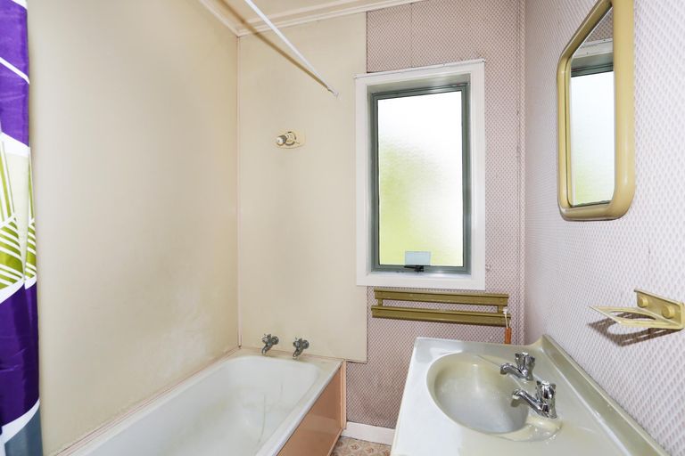 Photo of property in 198 George Street, Tuakau, 2121