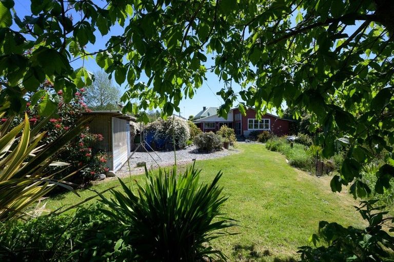 Photo of property in 28 Grey Street, Murchison, 7007