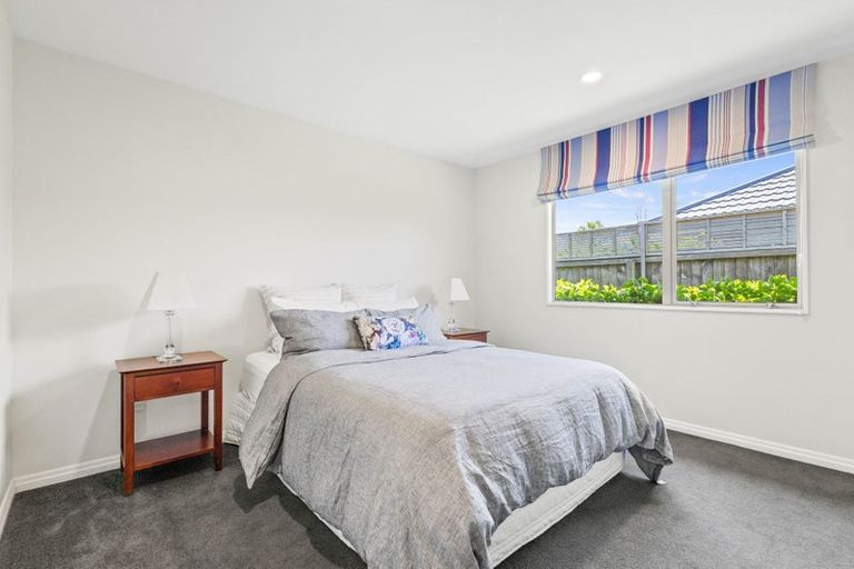 Photo of property in 1 Springvale Gardens, Harewood, Christchurch, 8051