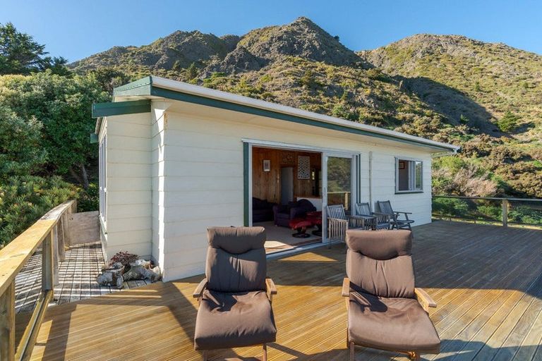 Photo of property in 22 Seaview Avenue, Cape Palliser, Pirinoa, 5772