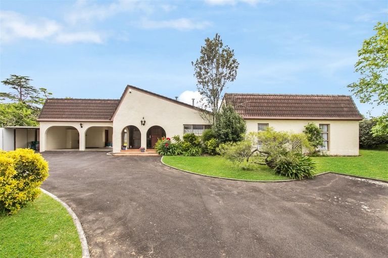 Photo of property in 135a Parrs Cross Road, Glen Eden, Auckland, 0612
