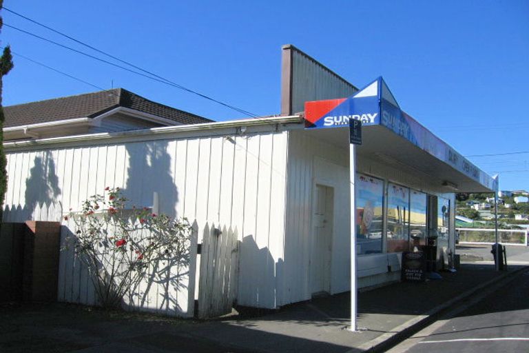 Photo of property in 11 Station Road, Khandallah, Wellington, 6035