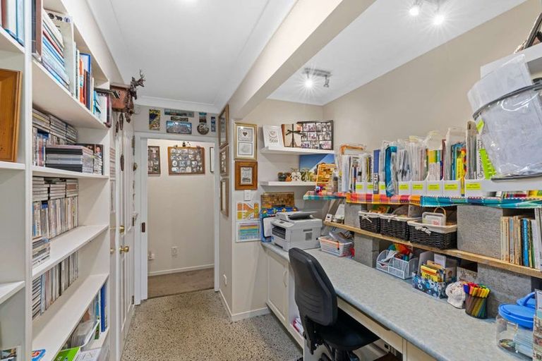 Photo of property in 1 Belmont Rise, Katikati, 3129