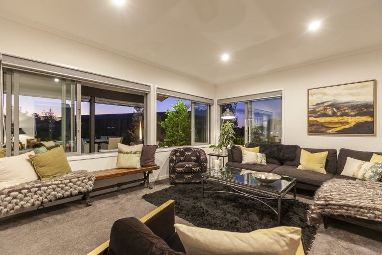 Photo of property in 3 Lamont Place, Waikanae, 5036