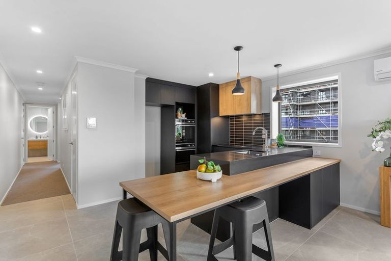 Photo of property in 2/2 Te Rito Road, Hobsonville, Auckland, 0616