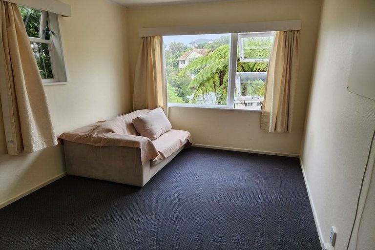 Photo of property in 10a Norna Crescent, Kelburn, Wellington, 6012