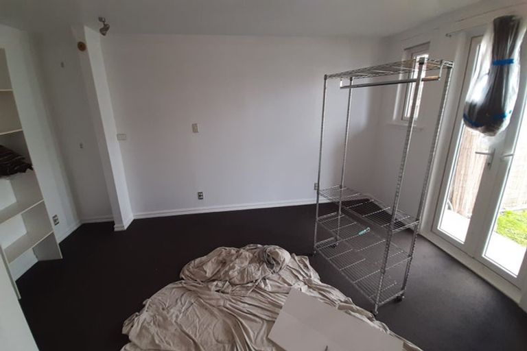 Photo of property in 15 Millward Street, Newtown, Wellington, 6021
