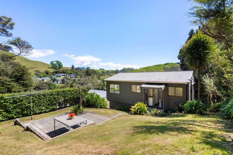 Photo of property in 43a Whiritoa Beach Road, Whiritoa, Whangamata, 3691