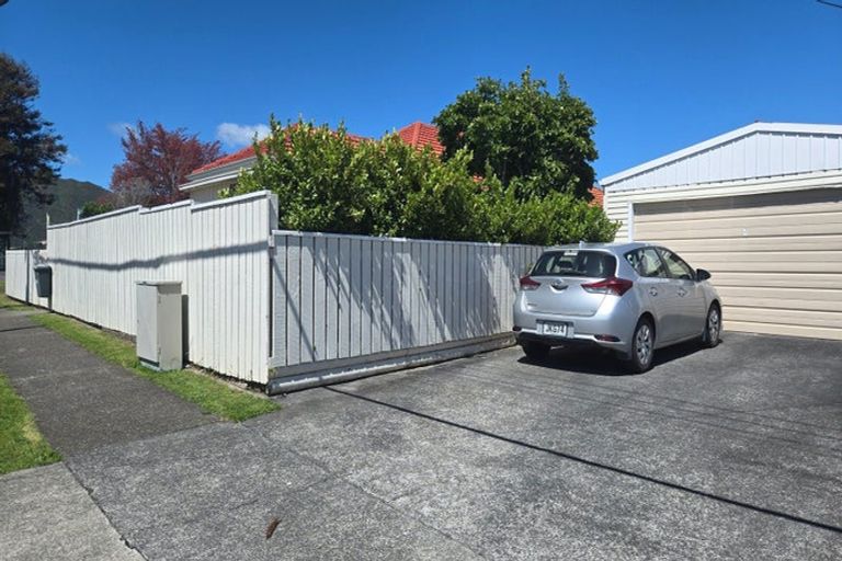 Photo of property in 64 Athlone Crescent, Avalon, Lower Hutt, 5011