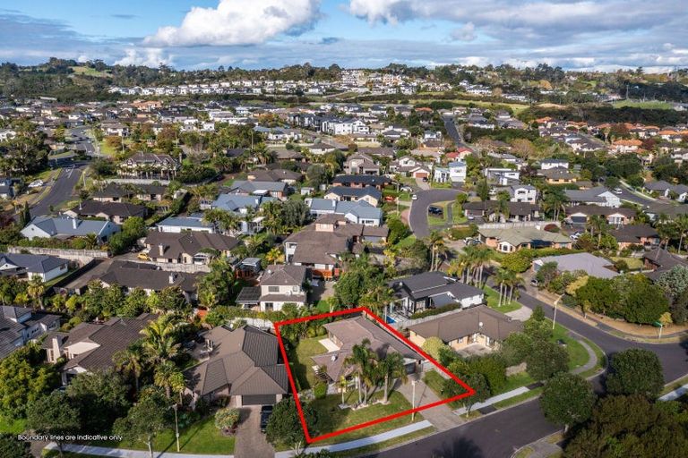 Photo of property in 33 Admirals Court Drive, Greenhithe, Auckland, 0632