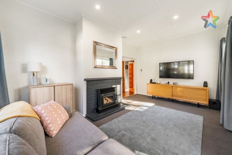 Photo of property in 38 Bush Street, Naenae, Lower Hutt, 5011