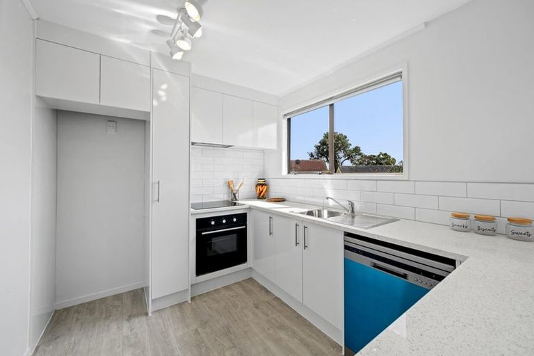 Photo of property in 20a Mckinstry Avenue, Mangere East, Auckland, 2024